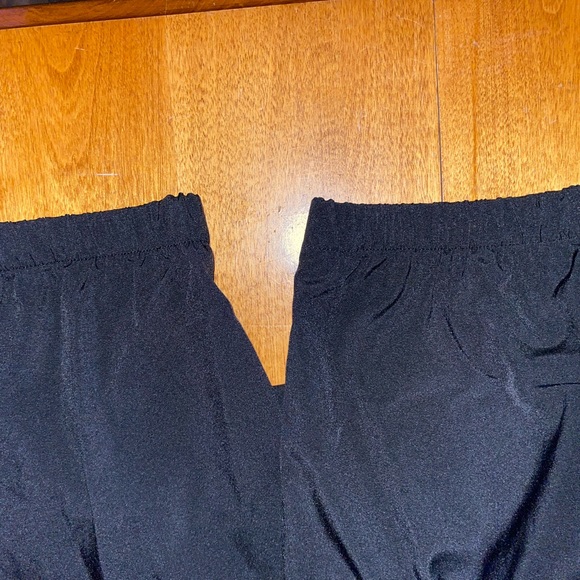 🛍️ 4/$25 Scrub pants - Picture 3 of 4